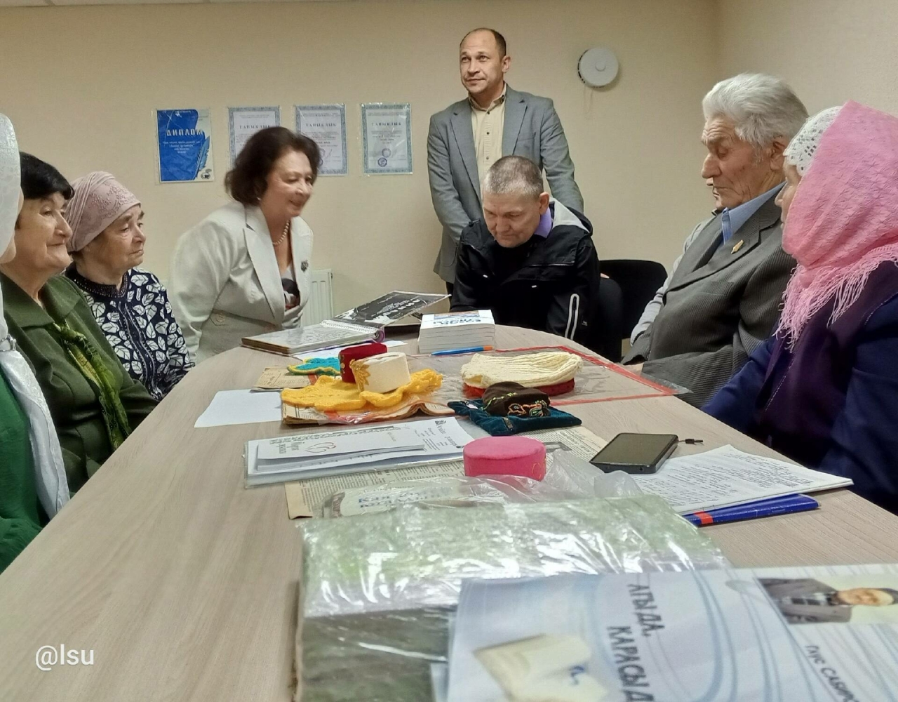 Актанышның «Агыйдел дулкыннары» әдәби берләшмәсе язучы Глүс Сабировны искә алды