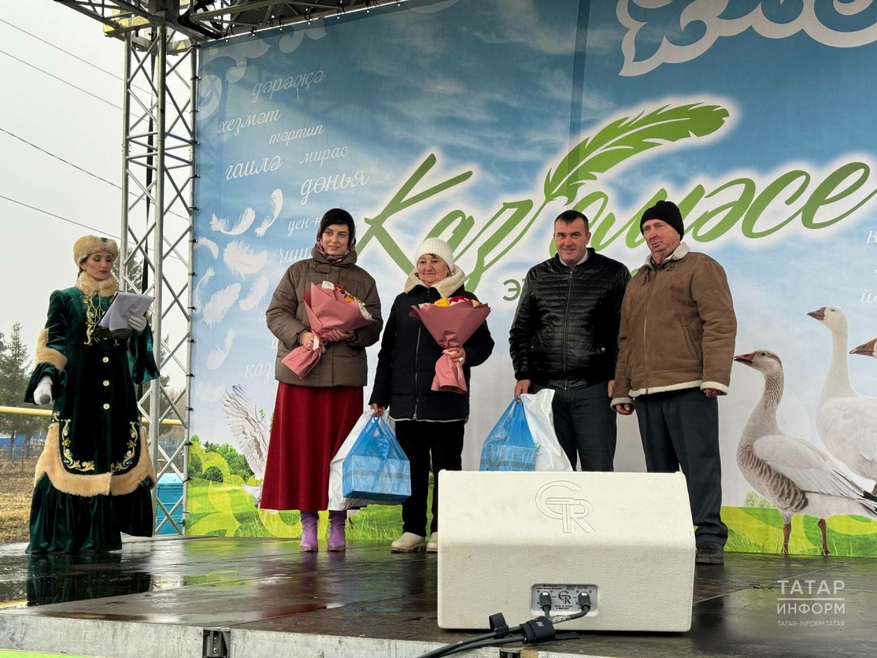 Түбән Кама вице-мэры «Каз өмәсе»ндә: Бәйрәмнәр мәдәни үзенчәлекләрне сакларга ярдәм итә