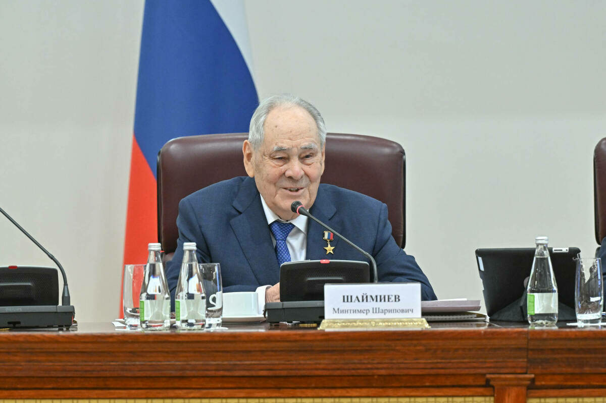 Минтимер Шәймиев ТР Рәисе каршындагы Совет утырышында: Республиканың киләчәге якты