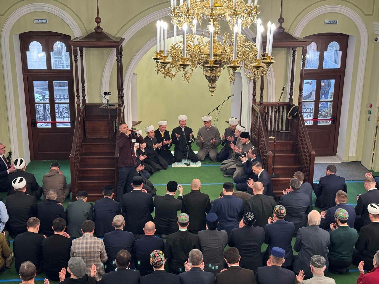 Мәскәүдәге Тарихи мәчет төзекләндерүдән соң җомга намазы белән ачылды