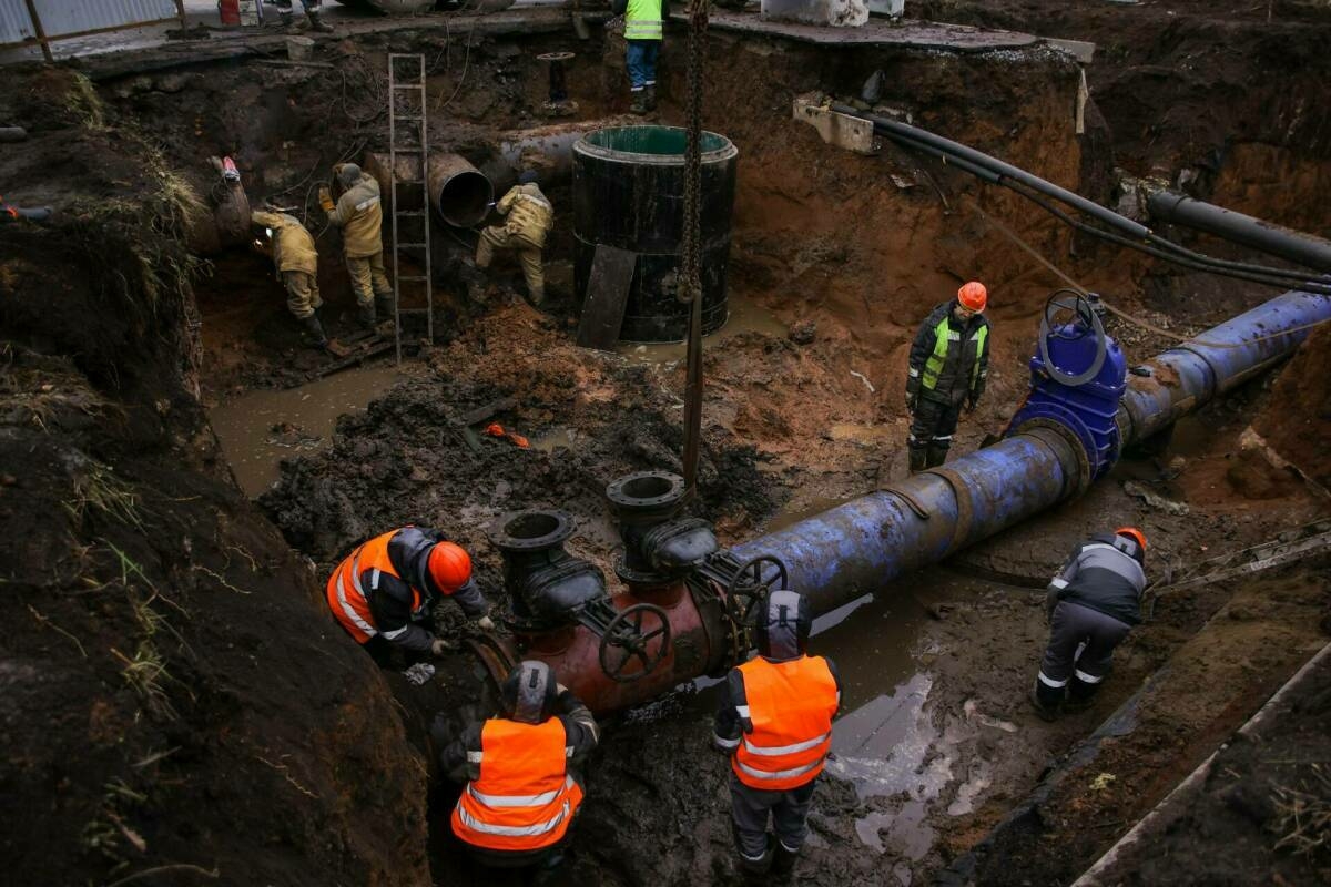 Әлмәттә магистраль суйөрткечне алыштыру эшләре үткәрелә