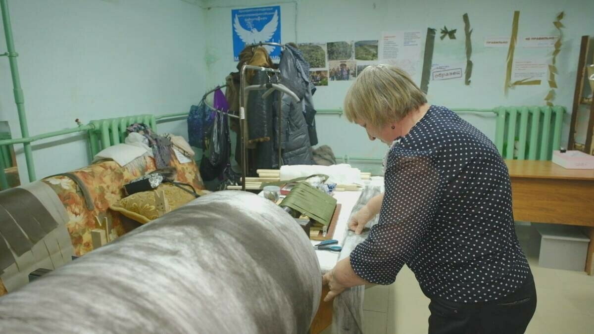 Түбән Камадан махсус хәрби операциягә маскировка челтәрләре җибәрделәр