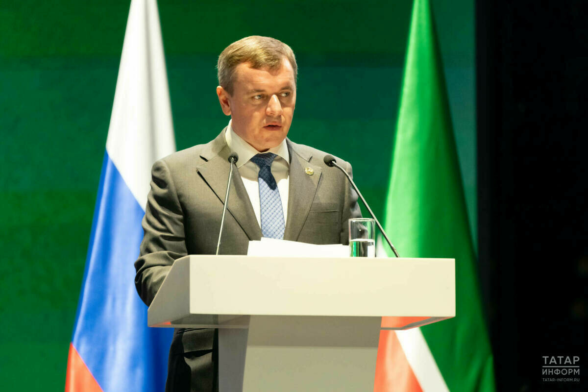 Җәббаров Татарстанның авыл хуҗалыгы буенча алдынгы районнарын атады