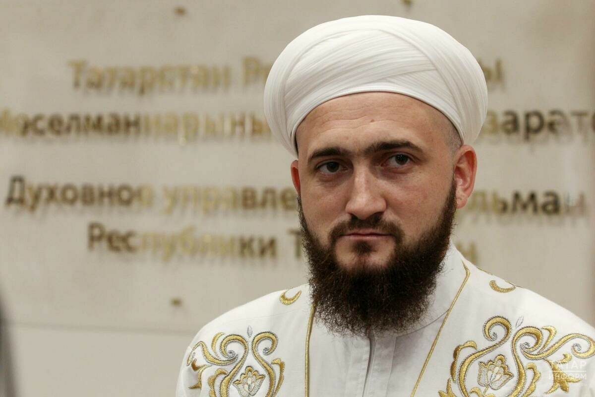 Камил Сәмигуллин татарстанлыларны Халыкара туган тел көне белән котлады