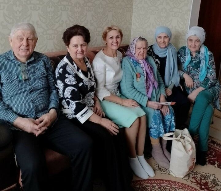 Лениногорскида яшәүчегә Җиңүгә 80 ел тулуга багышланган медаль тапшырылды