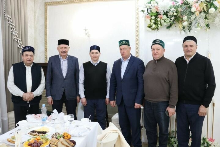 Әлки районында Дәүләт Советы депутаты Фоат Вәлиев ифтар ашы уздырды