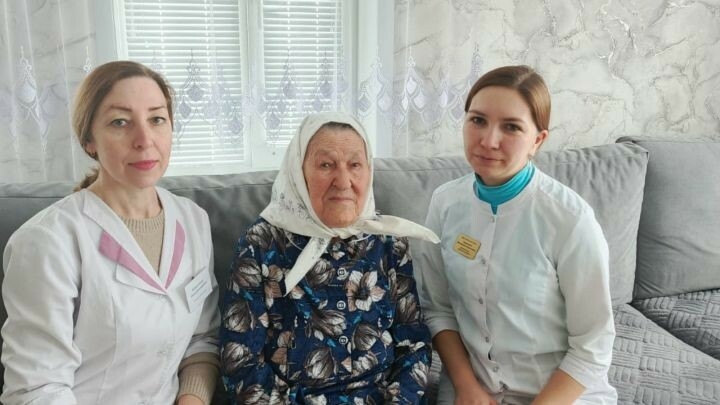 Сабада ветеран-тыл хезмәтчәннәренә өйләренә барып медицина тикшерүе уздыралар