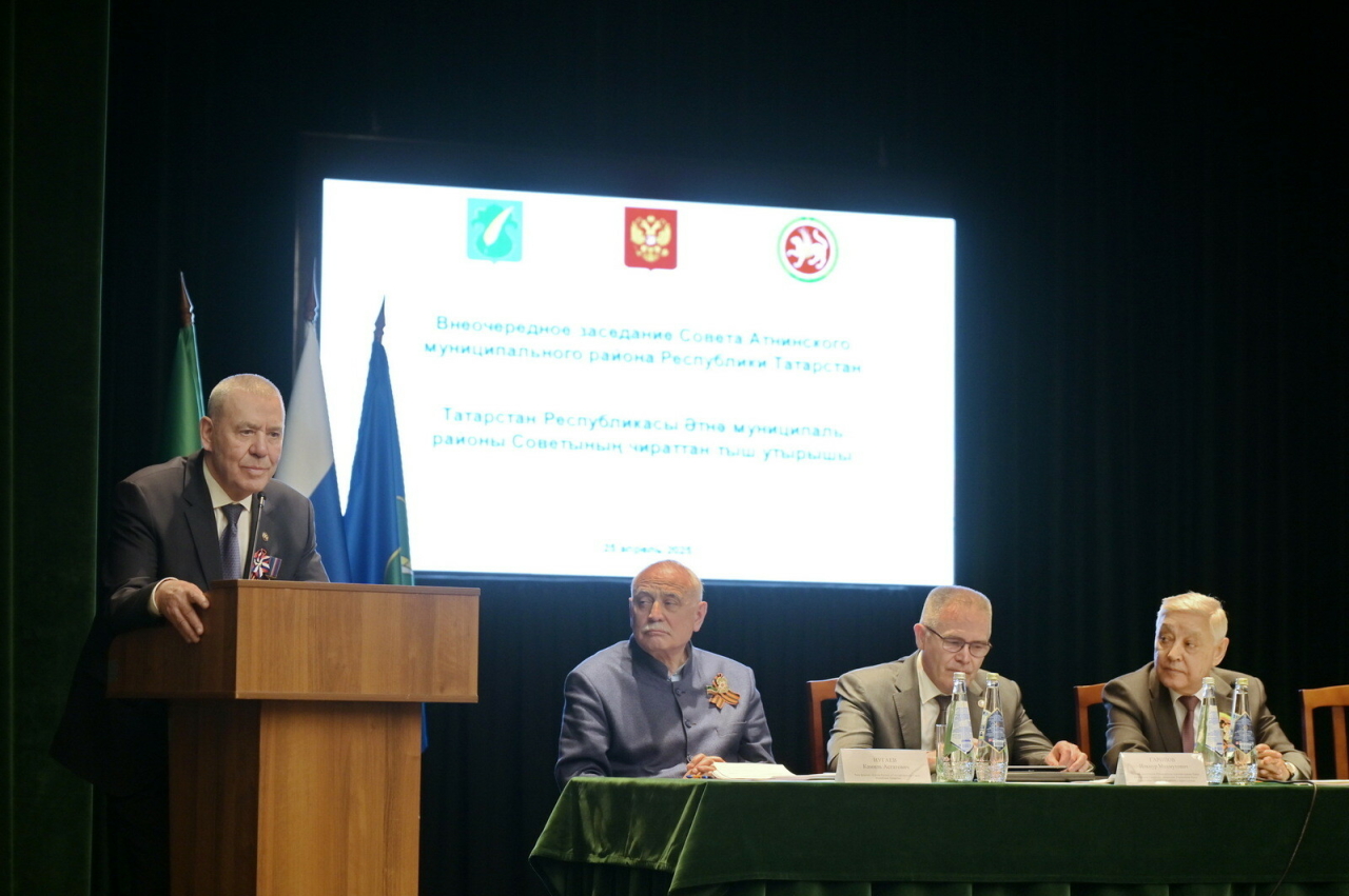 Габделәхәт Хәкимов үзенең хезмәт юлы турында: Районны торгызу – иң катлаулысы шул булды