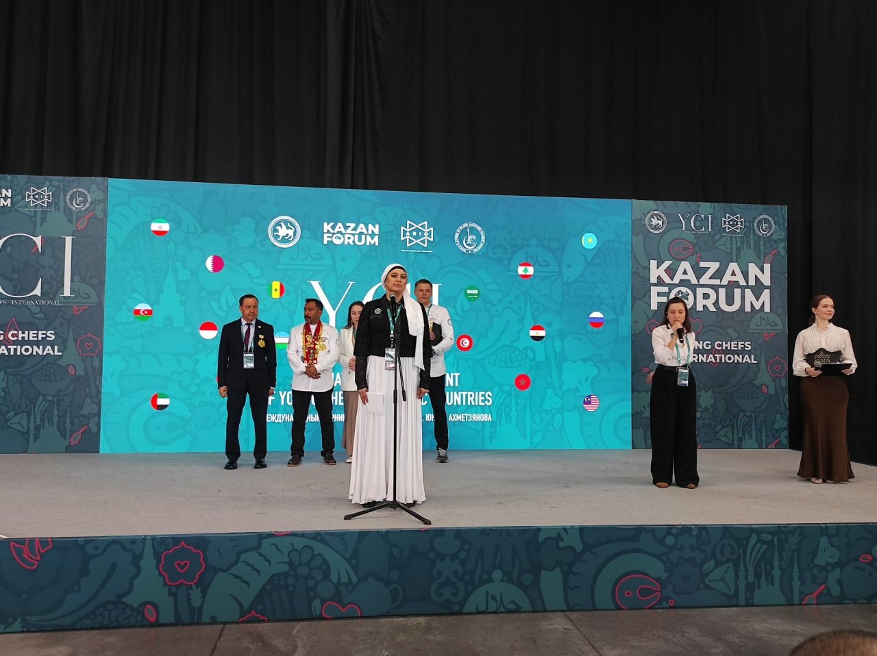 Талия Миңнуллина «KazanForum»да аш-су осталары турнирында: Татар кунакчыллыгы - каныбызда