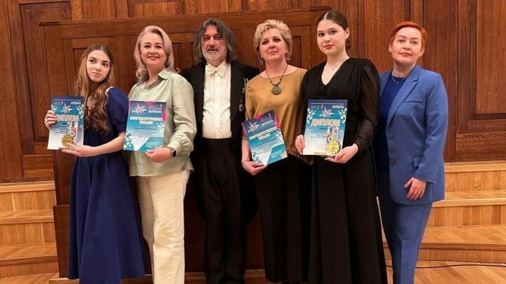 Бөгелмә шәһәренең яшь музыкантлары La Primavera камера оркестры белән чыгыш ясады