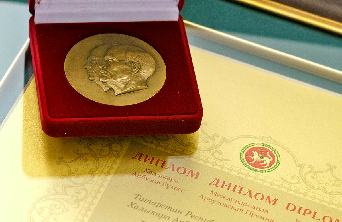 Рөстәм Миңнеханов Арбузов премиясе күләмен ике тапкырга арттырды