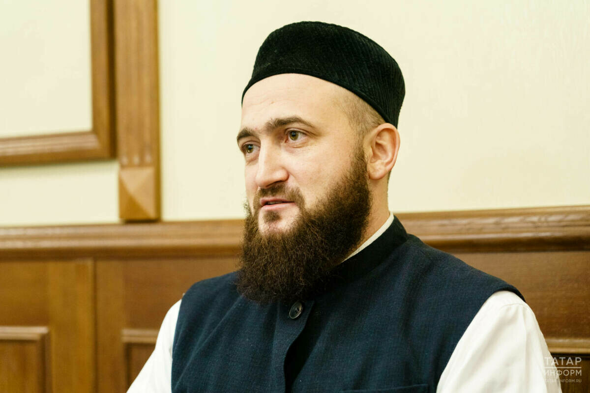 Татарстан мөфтие Корбан бәйрәме алдыннан тырнак һәм чәч кисәргә ярыймы икәнлеген аңлатты