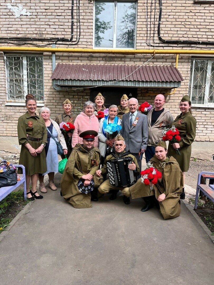 Лениногорскида «Фронт бригадасы» шәһәрдә яшәүче ветераннар янында булды