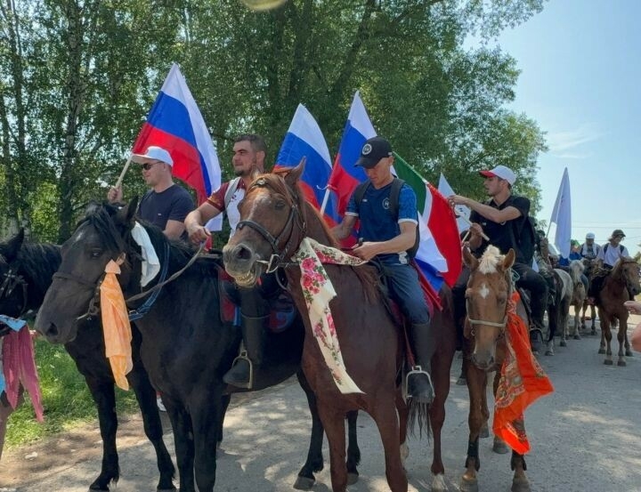 Лениногорск районында беренче тапкыр атлар йөреше булды