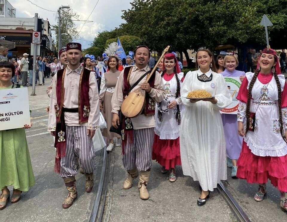 Анталиядә 4нче «Йөрек» халыкара фестивалендә өч көн дәвамында татар мәдәнияте танытылган