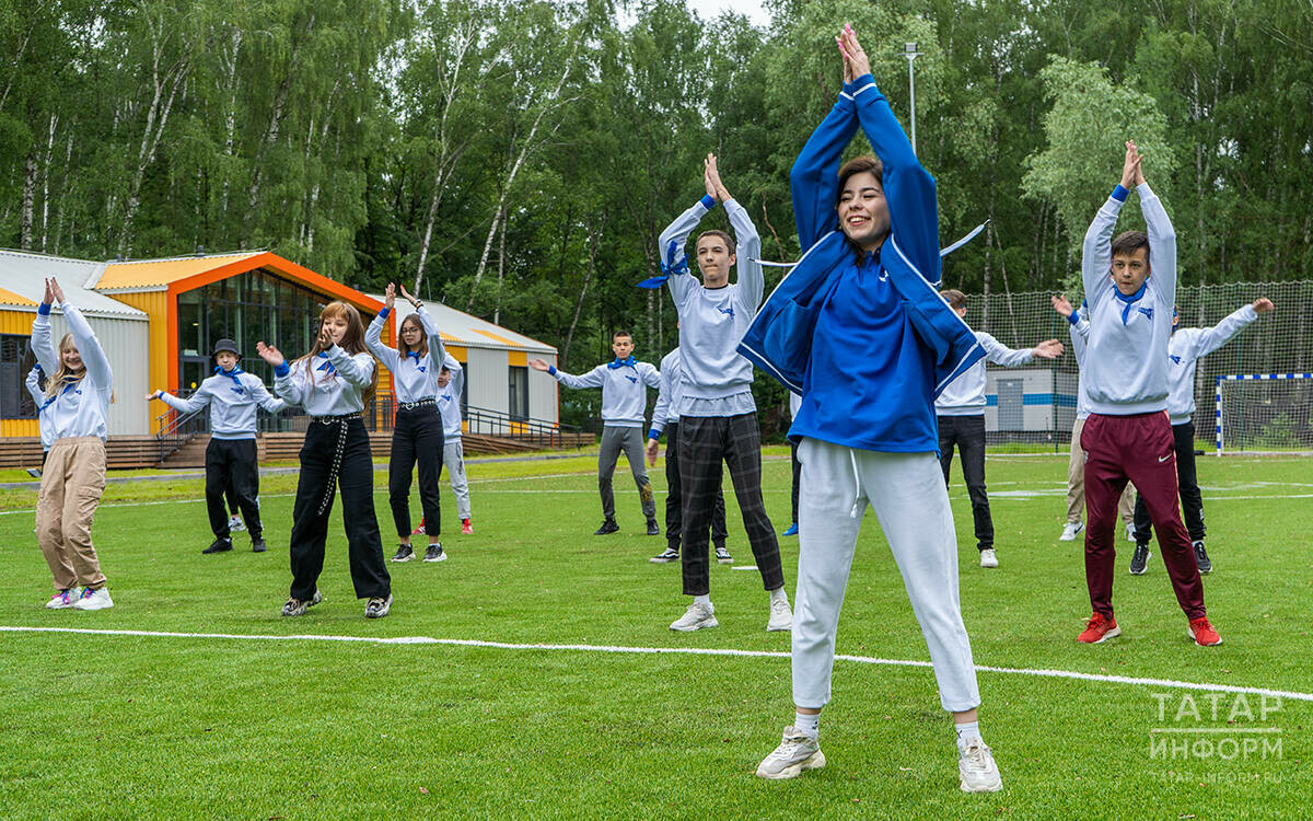 Җәй-2025: ишегалды уеннары, авылларда лагерьлар, паркларда гаилә өмәләре, бию кичәләре...