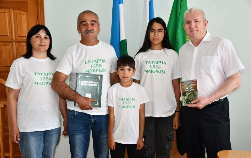 Язучы Габдулла Вафин «Актаныштан Актүбәгә, яки татарча 1555 чакрым» проектын булдырган