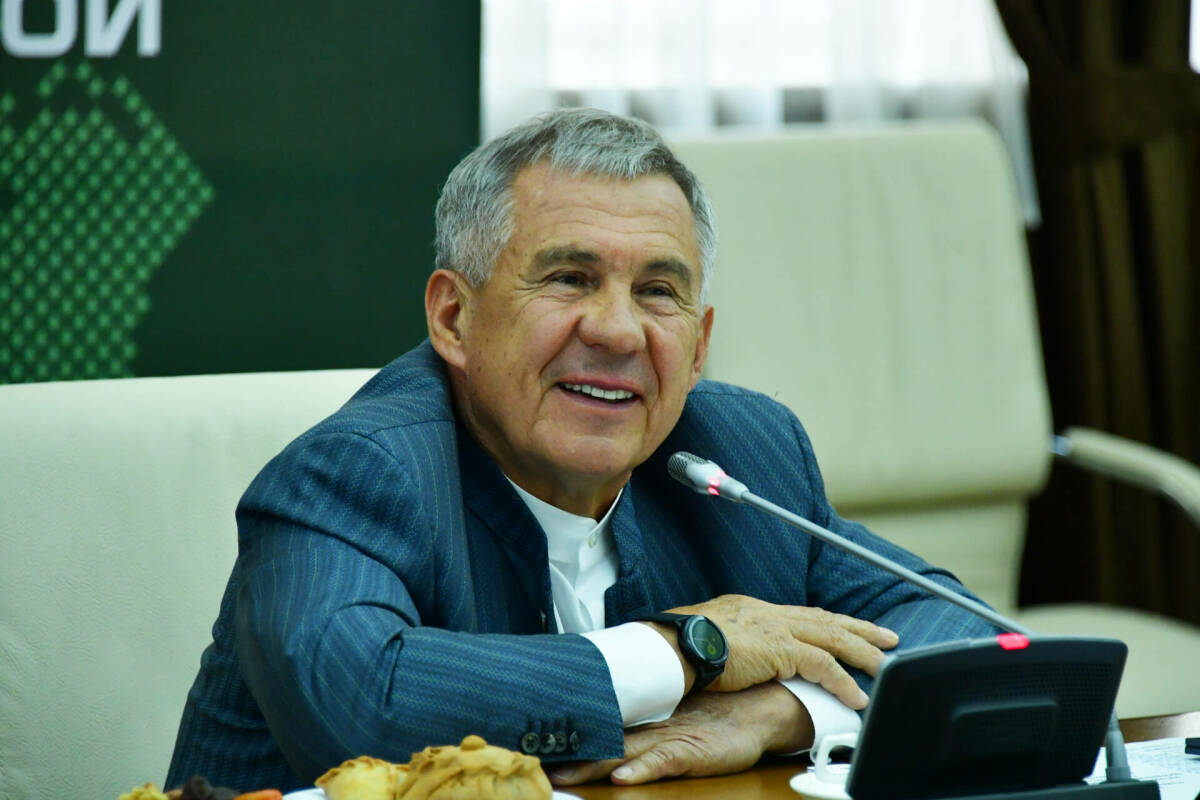 Рөстәм Миңнеханов: Якташларыбыз – батырлык һәм ныклык үрнәге