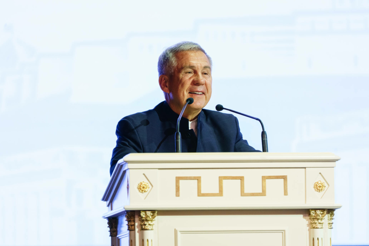 Рөстәм Миңнеханов: Телебез, гореф-гадәтләрне саклау өчен кулыбыздан килгәнчә тырышабыз