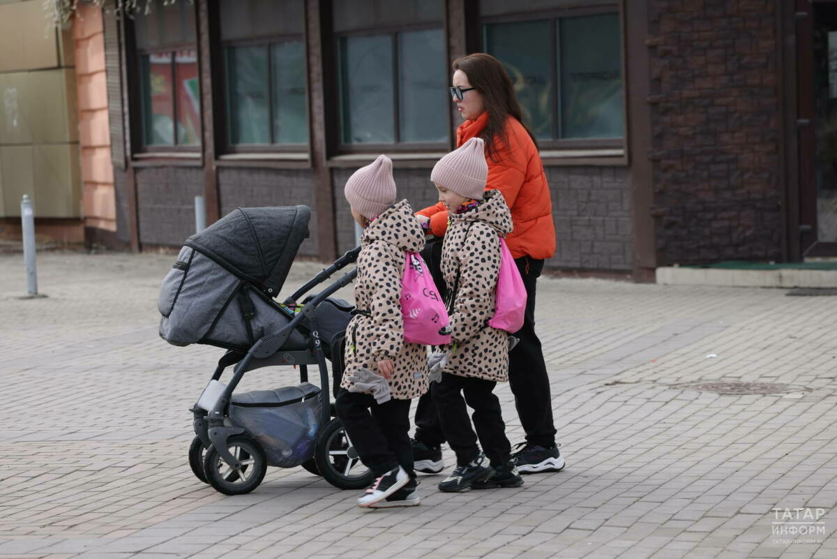 Игезәкләр һәм өч игезәкләр туганда иминият стажын киңәйтергә тәкъдим ителде