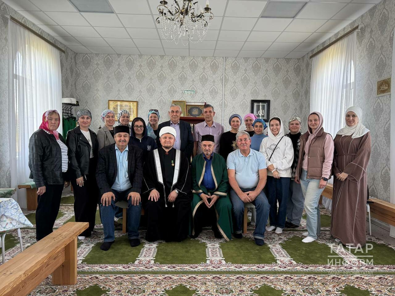 «Яңа исем» проектында катнашучы яшь язучылар Суслонгерга бардылар