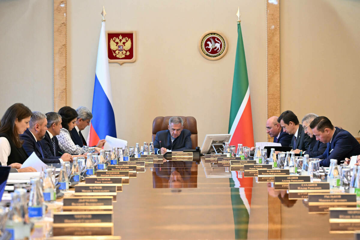 Миңнеханов «Иннополис» махсус икътисади зонасы күзәтчелек советы киңәшмәсен уздырды