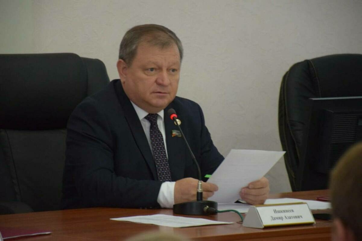 Нурлат шәһәре башлыгы итеп Дамир Ишкинеев сайланды