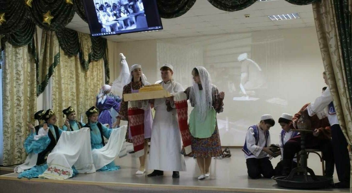 Казан гимназиясендә Юныс Әхмәтҗанов исемендәге кулинария мәктәбе ачылды