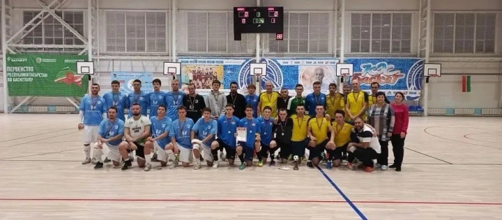 Аксубайда мини-футбол буенча ачык республика турниры узды