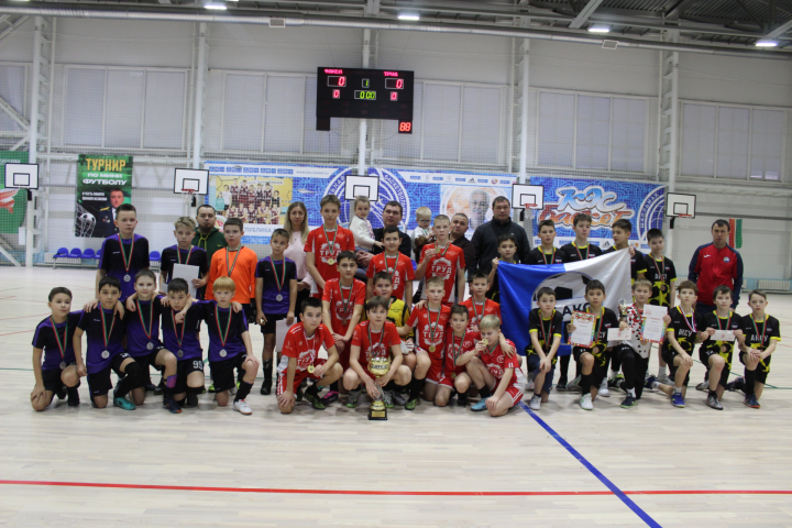 Аксубайда Россия Кораллы көчләре офицеры истәлегенә футбол турниры булды