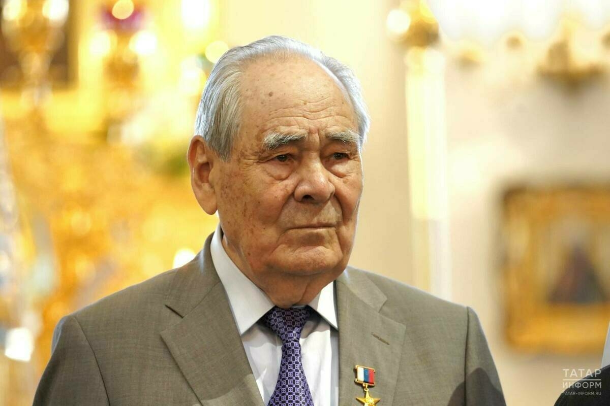 Минтимер Шәймиев туган көне белән котлаулар кабул итә