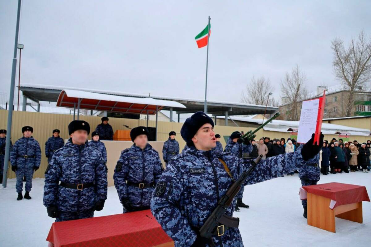 Казанда росгвардиячеләр хәрби ант кабул итте