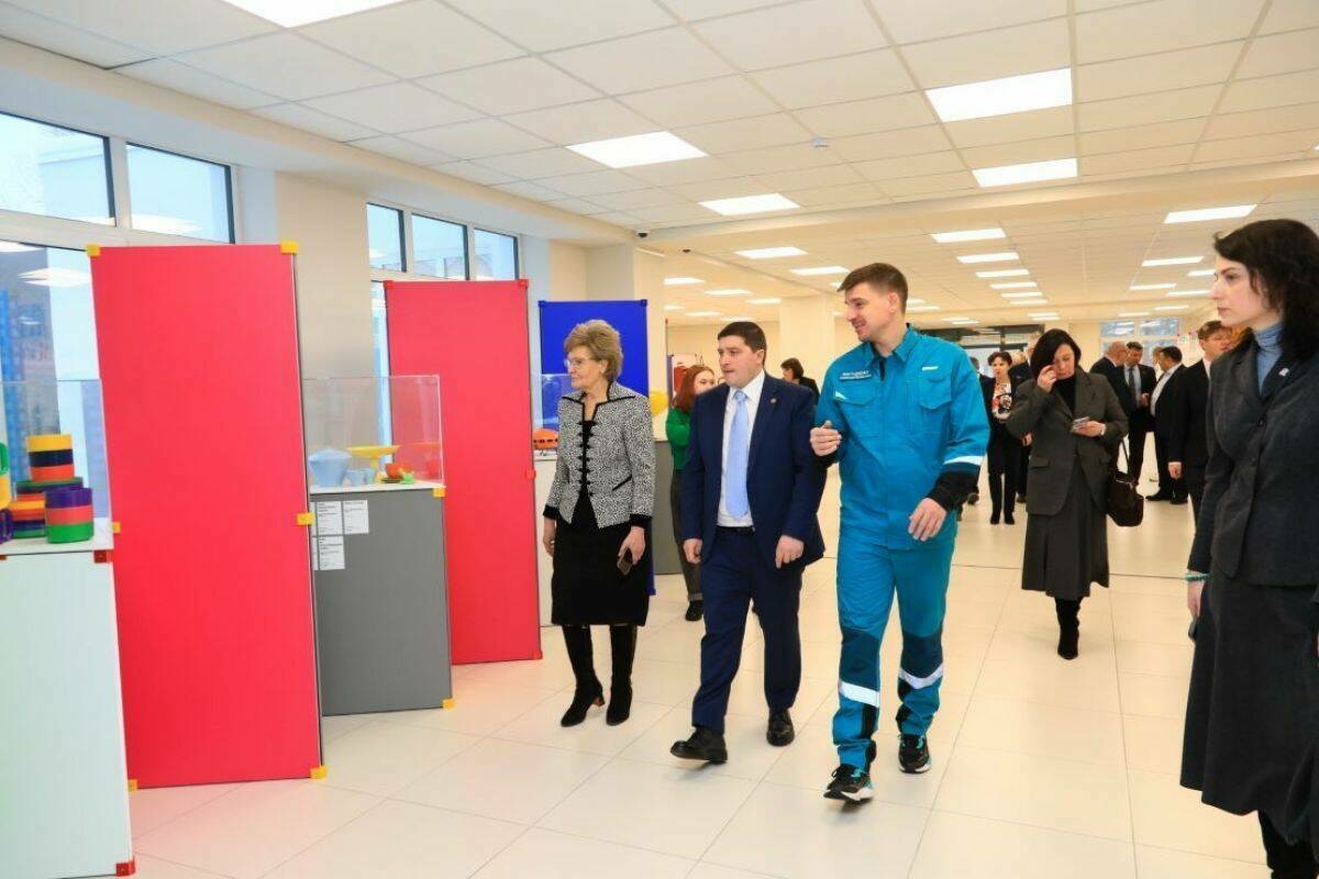 Түбән Камада «Бердәм Россия» халык программасы буенча күчмә утырыш уза