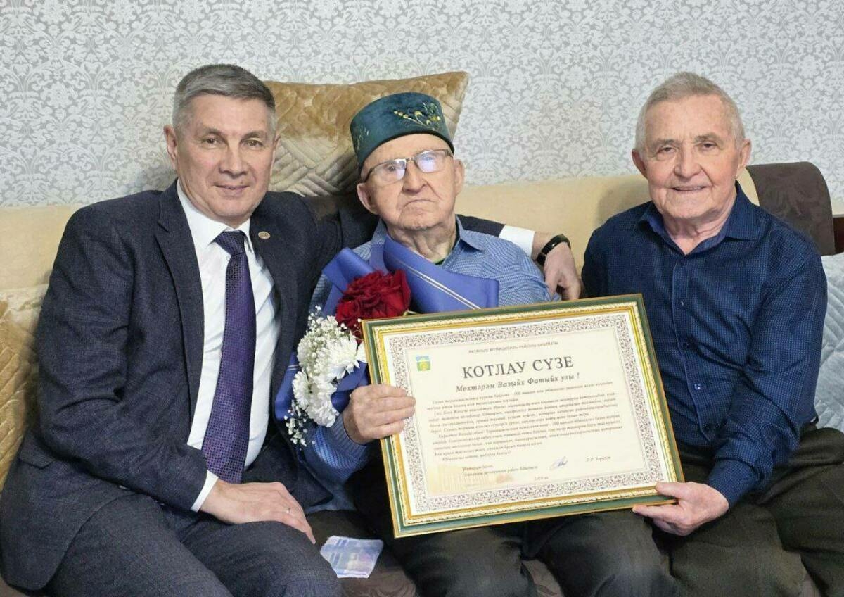 Артиллерист, фронтовик, тыл хезмәтчәне: Татарстан ветераны 100 яшьлеген билгеләп үтте