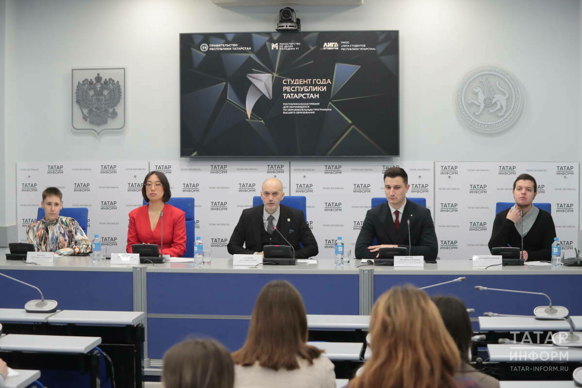 Татарстанның «Студентлар лигасы» 30 еллыгын каршы ала: БРИКС белән элемтә, фильм, премия