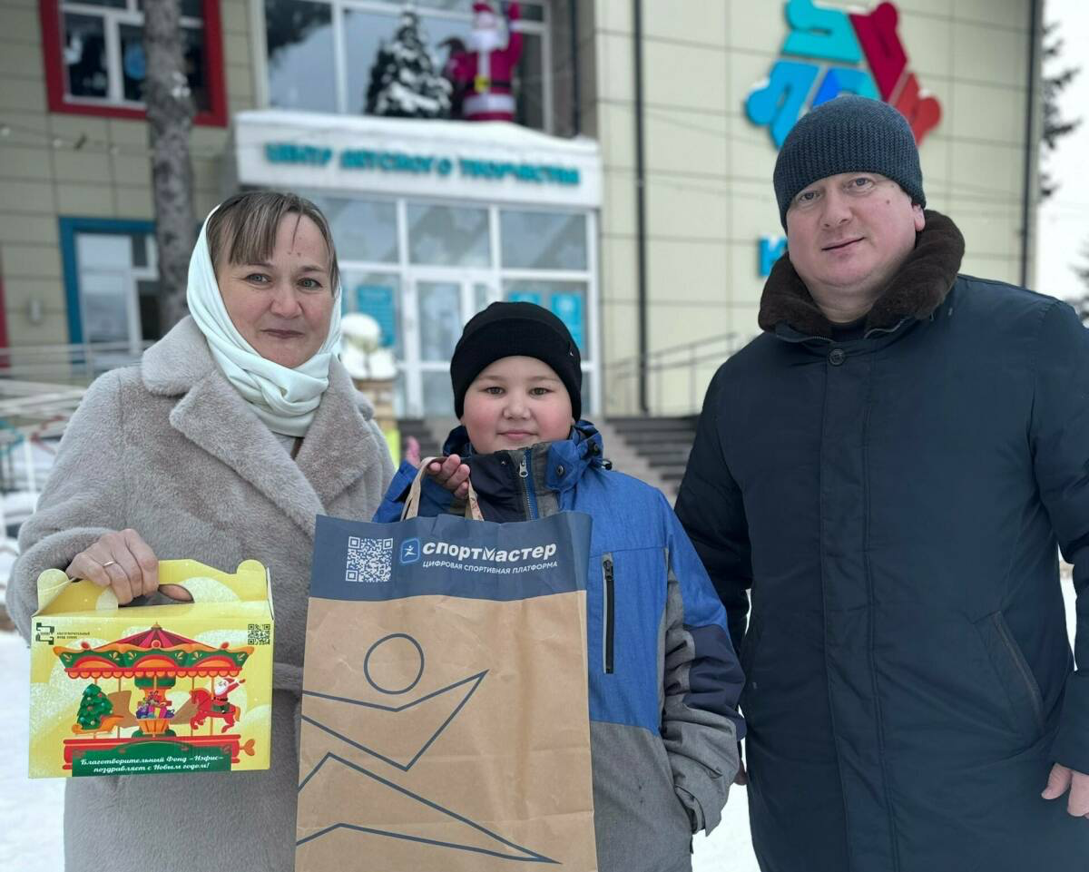 Мамадышта махсус операциядә катнашучы хәрбинең улының Яңа ел хыялын чынга ашырганнар