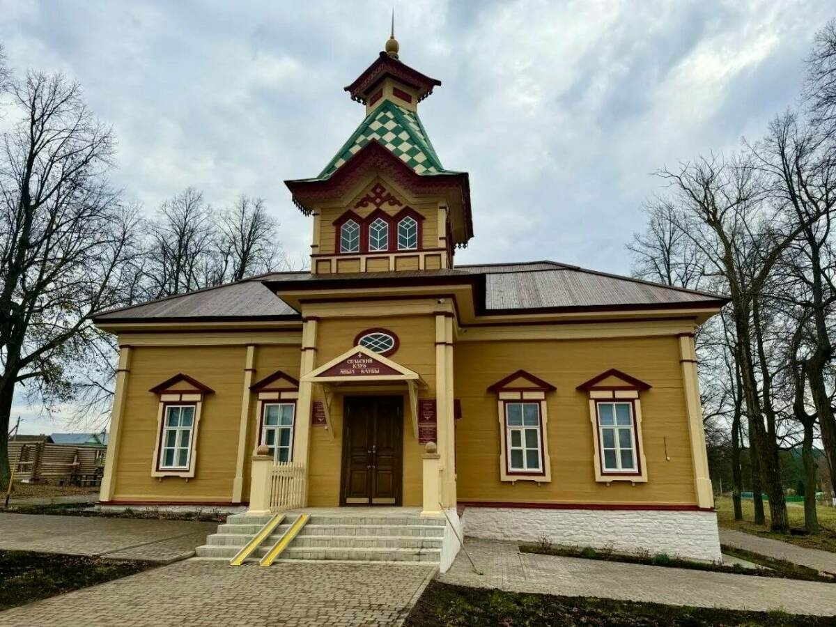 Менделеевск районында сәүдәгәр Ушковлар училищесының реставрацияләнгән бинасы ачыла