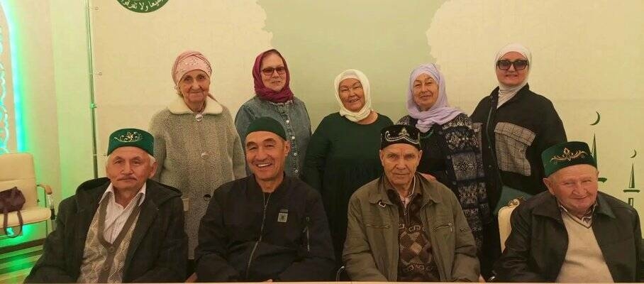Прокопьевскиның татар җәмәгатьчелеге Кемеровоның «Мөнирә» мәчетендә булды