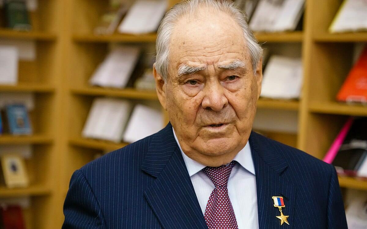 Минтимер Шәймиев: «Муса Җәлил – милләтебезнең какшамас рухы гәүдәләнеше»