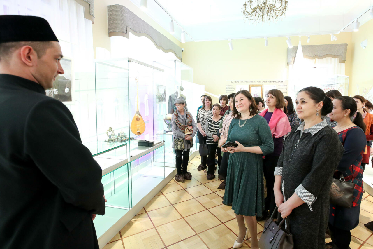 Алмаз белән Азат маҗаралары