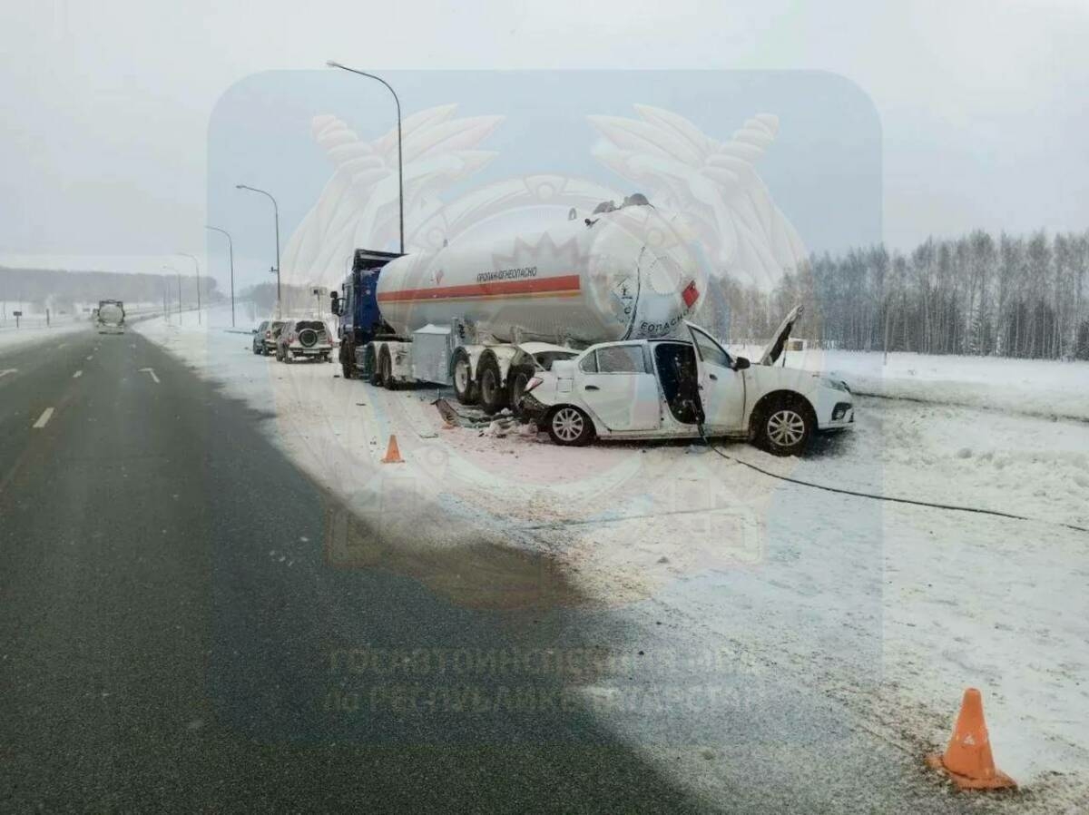 Татарстанда автоцистерна катнашындагы авариядә яңа туган кыз һәлак булган