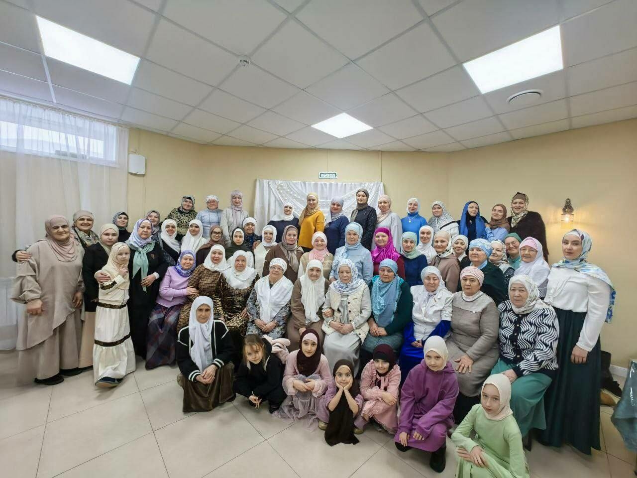 Ульяновскиның «Ләйли-Җамал» мәчетендә мөслимәләр белән очрашу узган