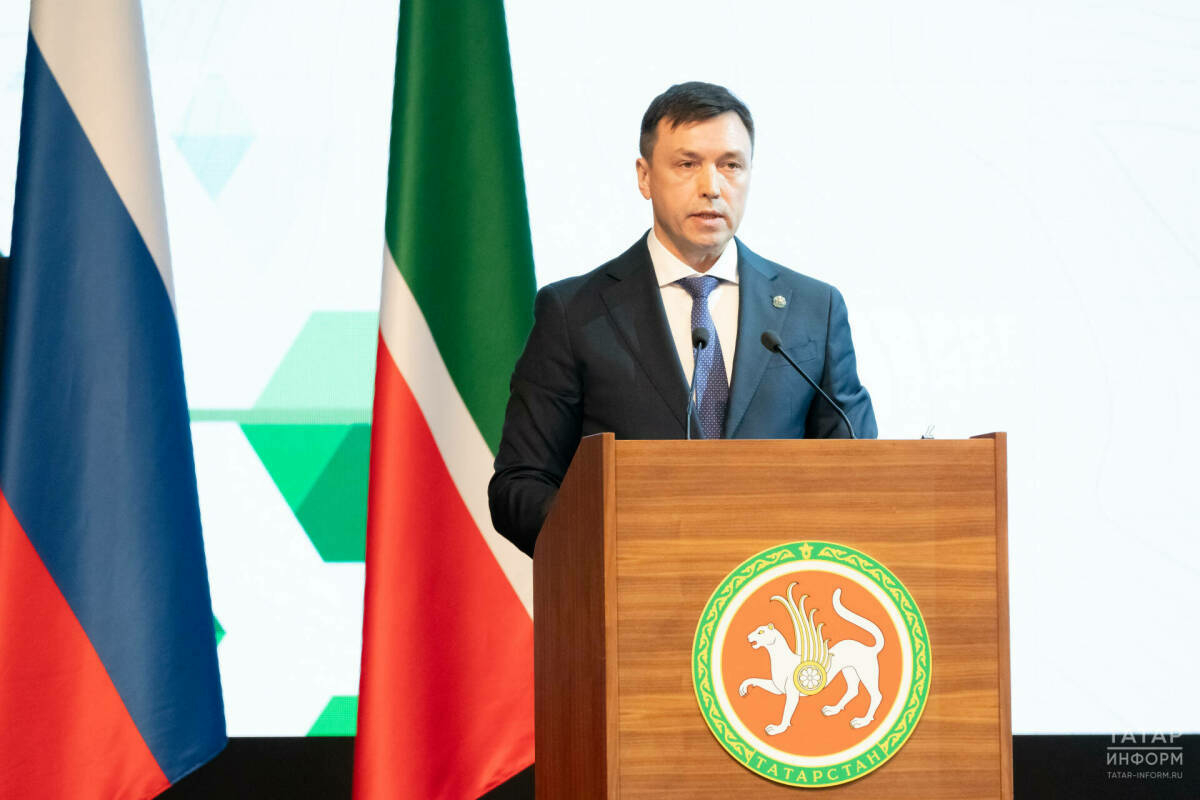 Татарстанда ятим балаларны торак белән тәэмин итүгә 10 миллиард сум акча юнәлдерелгән