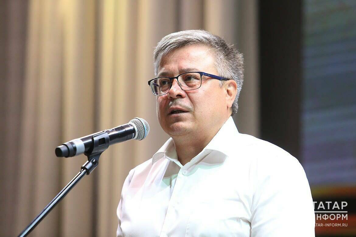 Гыймалтдинов: «Геройлар янәшәдә» конкурсында профессионаллар да, яшь авторлар да җиңә ала