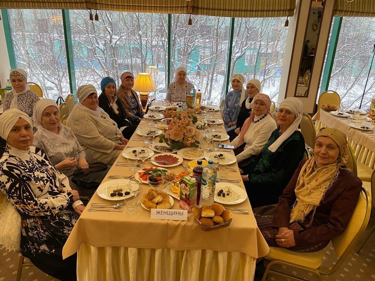 Мурманск шәһәренең «Якташ» татар мәдәни җәмгыяте Рамазан аенда авыз ачу мәҗлесе оештырды