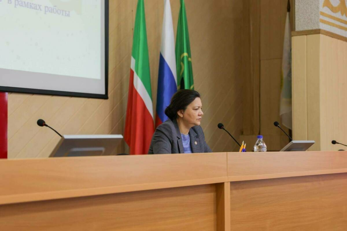 Әлмәт районы башлыгы Түбән Камадагы фаҗига уңаеннан кайгы уртаклашты