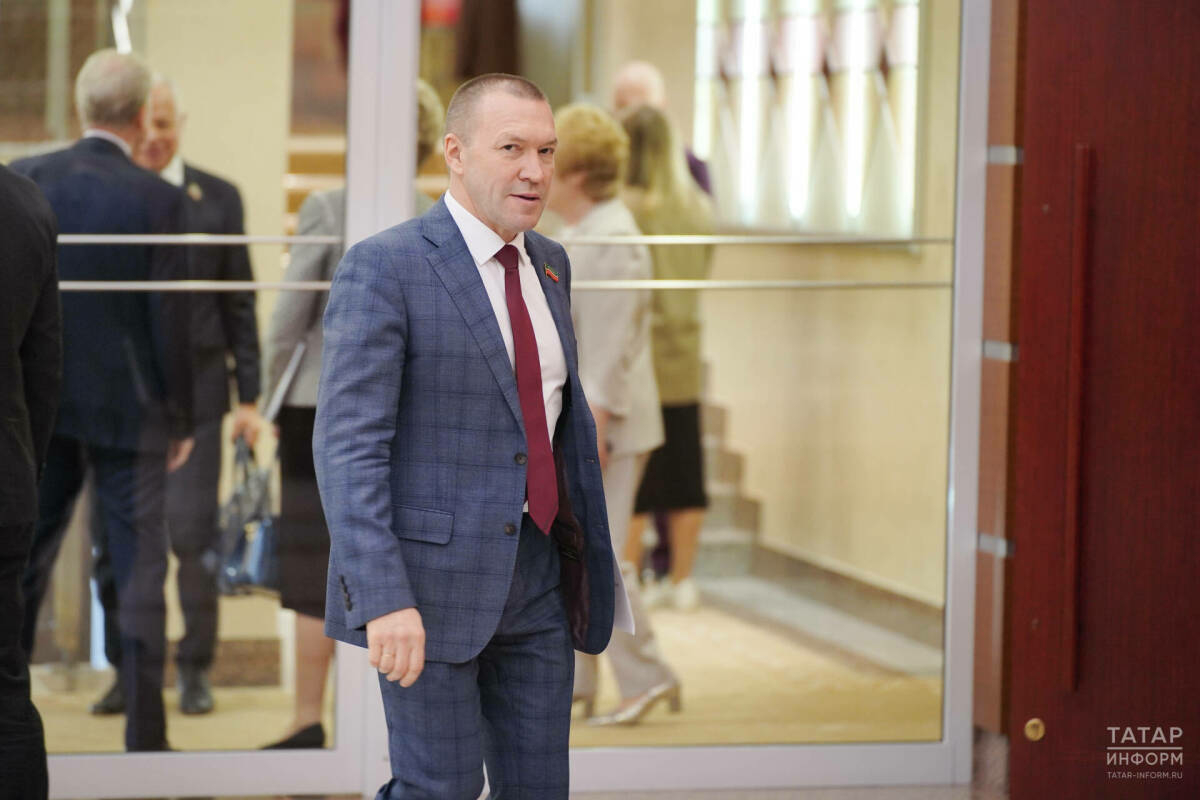 Ринат Фазылов «Бердәм Россия» праймеризында катнашу өчен документлар тапшырды