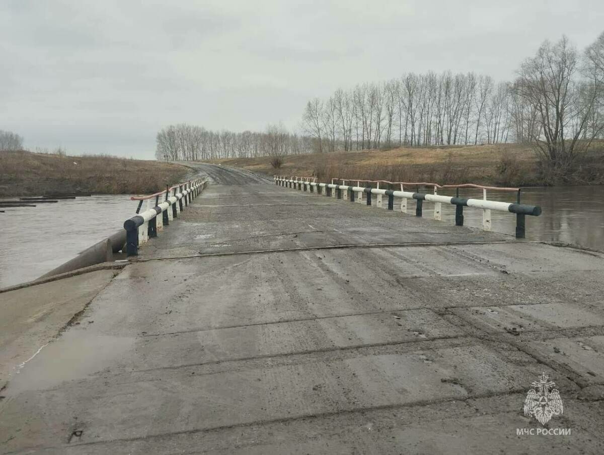 Зөя күперендә ташу суы китте