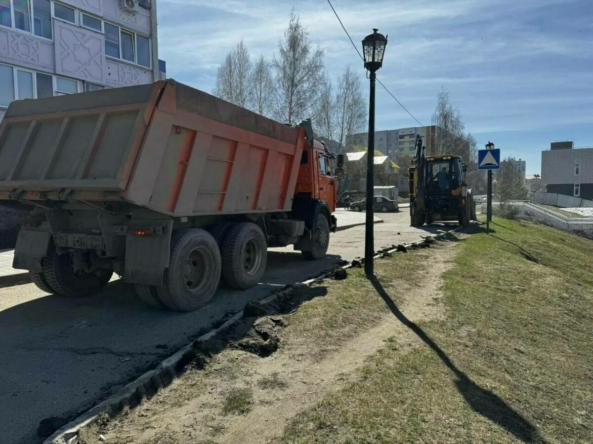 Менделеевскида урам-юл челтәренең төп участокларында ремонт эшләре башланды