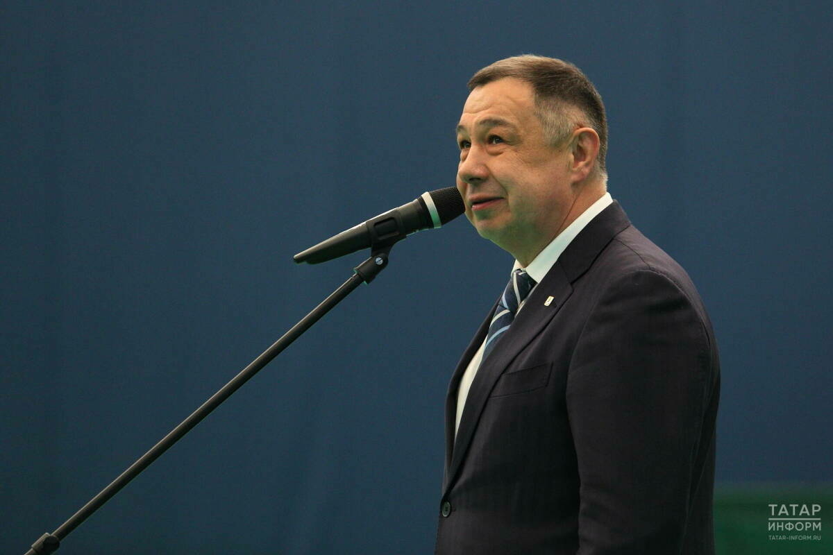 Россия Президенты Рәис Миңнехановны Дуслык ордены белән бүләкләде